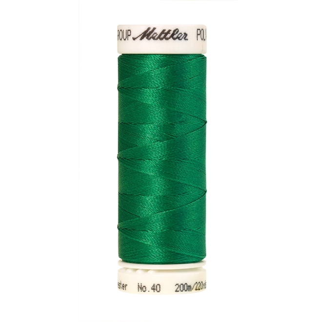 Amann Mettler Poly Sheen Kelley glänzt durch den trilobalen Fadenquerschnitt besonders schön. Zum Sticken, Quilten, Nähen. 200m Spule