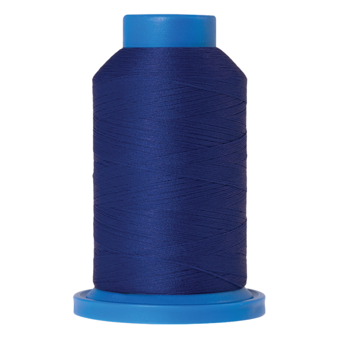 Amann Mettler Seraflock in der Farbe Blue Ribbon auf der 1000m Kone. Seraflock ist ein Bauschgarn, besonders geeignet für Dessous, Schwimm- und Sportbekleidung.