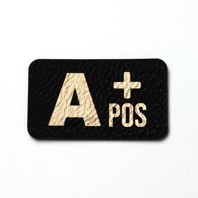 Imitation leather label "Blood group A+" (black/gold)