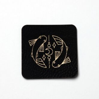 Faux leather label 