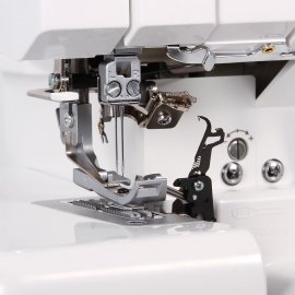Auxiliary looper of the babylock enlighten